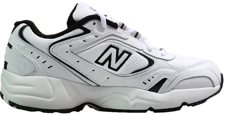 New Balance WX452 耐磨低筒跑步鞋 女款 黑白 D寬 Lookbook New Balance WX452 耐磨低筒跑步鞋 女款 黑白 D寬