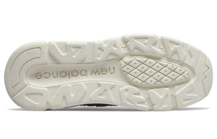 Shop New Balance X-90 Reconstructed 灰 女款