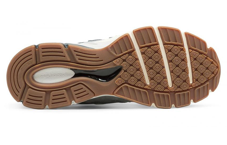 Shop (W) 뉴욕 로드러너스 x 뉴발란스 990v4 '건메탈' (미국산) W990NY4