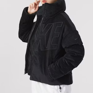 (W) Nike 黑色燈芯絨短款羽絨外套休閒簡約款式 FD8214-010 Sizing (W) Nike 黑色燈芯絨短款羽絨外套休閒簡約款式 FD8214-010