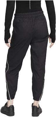 (W) Nike 黑色輕量織物拉鍊運動長褲. DV7452-010 Lookbook (W) Nike 黑色輕量織物拉鍊運動長褲. DV7452-010