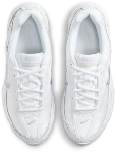 (W) 나이키 이니시에이터 화이트 메탈릭 실버 FZ9020-100 Lookbook (W) 나이키 이니시에이터 화이트 메탈릭 실버 FZ9020-100