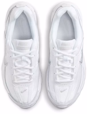 (W) 나이키 이니시에이터 화이트 메탈릭 실버 FZ9020-100 Lookbook (W) 나이키 이니시에이터 화이트 메탈릭 실버 FZ9020-100