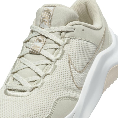 (W) Nike Legend Essential 3 NN PRM Verde Mar/Blanco Summit FJ1565-001 Sizing (W) Nike Legend Essential 3 NN PRM Verde Mar/Blanco Summit FJ1565-001