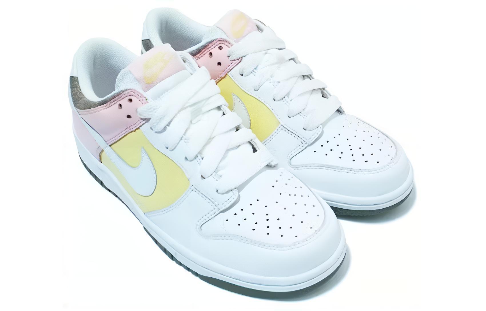 Lookbook (W) 耐克 Dunk Low 低帮篮球鞋 317813-112