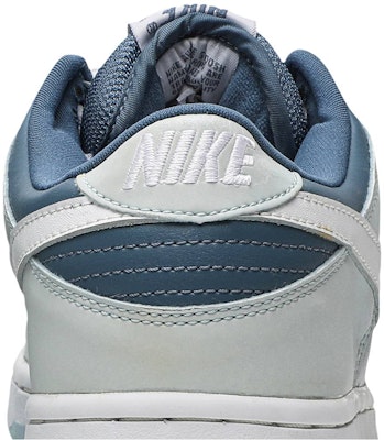 (W) Nike Dunk Low Pro 302517-010 Sizing (W) Nike Dunk Low Pro 302517-010