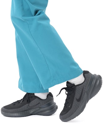 (W) ナイキ アップリフト SC アンスラサイト/ブラック IB2766-001 Lookbook (W) ナイキ アップリフト SC アンスラサイト/ブラック IB2766-001