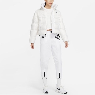 (Women) Nike Winter White Puffer Jacket Long-Sleeve Straight-Cut DH4080-100 Shop (Women) Nike Winter White Puffer Jacket Long-Sleeve Straight-Cut DH4080-100