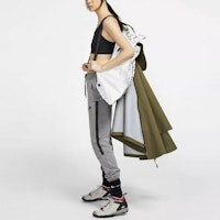 (W) Chaqueta Nike ACG 2-en-1 Oliva con Capucha y Chaleco. AR4542-395 1