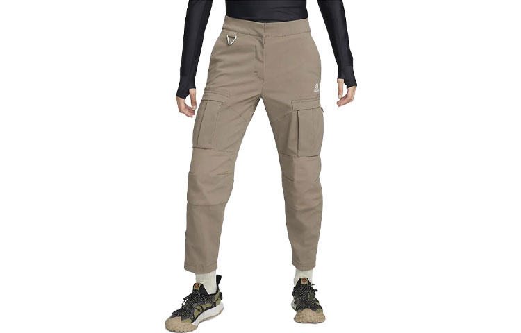 (Women) Nike ACG "Smith Summit" Olive Gray High-Waist Multipocket Pants. CV0617-040