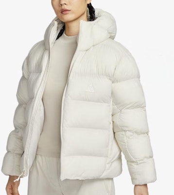 (W) Nike ACG Chaqueta Puffer Blanca Aislada Gruesa con Capucha. FZ6762-104 Purchase (W) Nike ACG Chaqueta Puffer Blanca Aislada Gruesa con Capucha. FZ6762-104