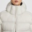 Sizing (W) Nike ACG Chaqueta Puffer Blanca Aislada Gruesa con Capucha. FZ6762-104