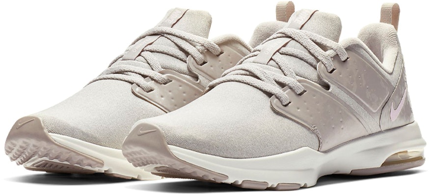 (W) Nike Air Bella TR 'Moon Particle' Wanita 924338-201 Lookbook (W) Nike Air Bella TR 'Moon Particle' Wanita 924338-201