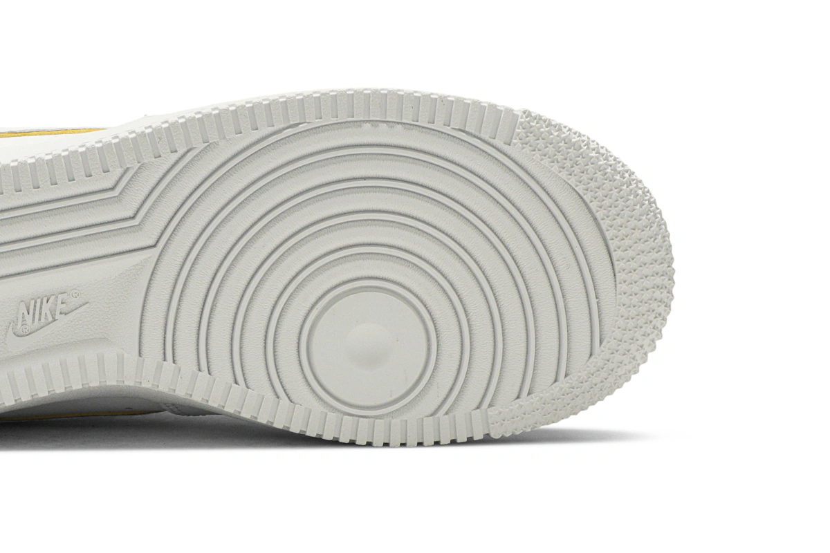 (Women) Nike Air Force 1 07 ESS 'Metallic Gold' AO2132-102