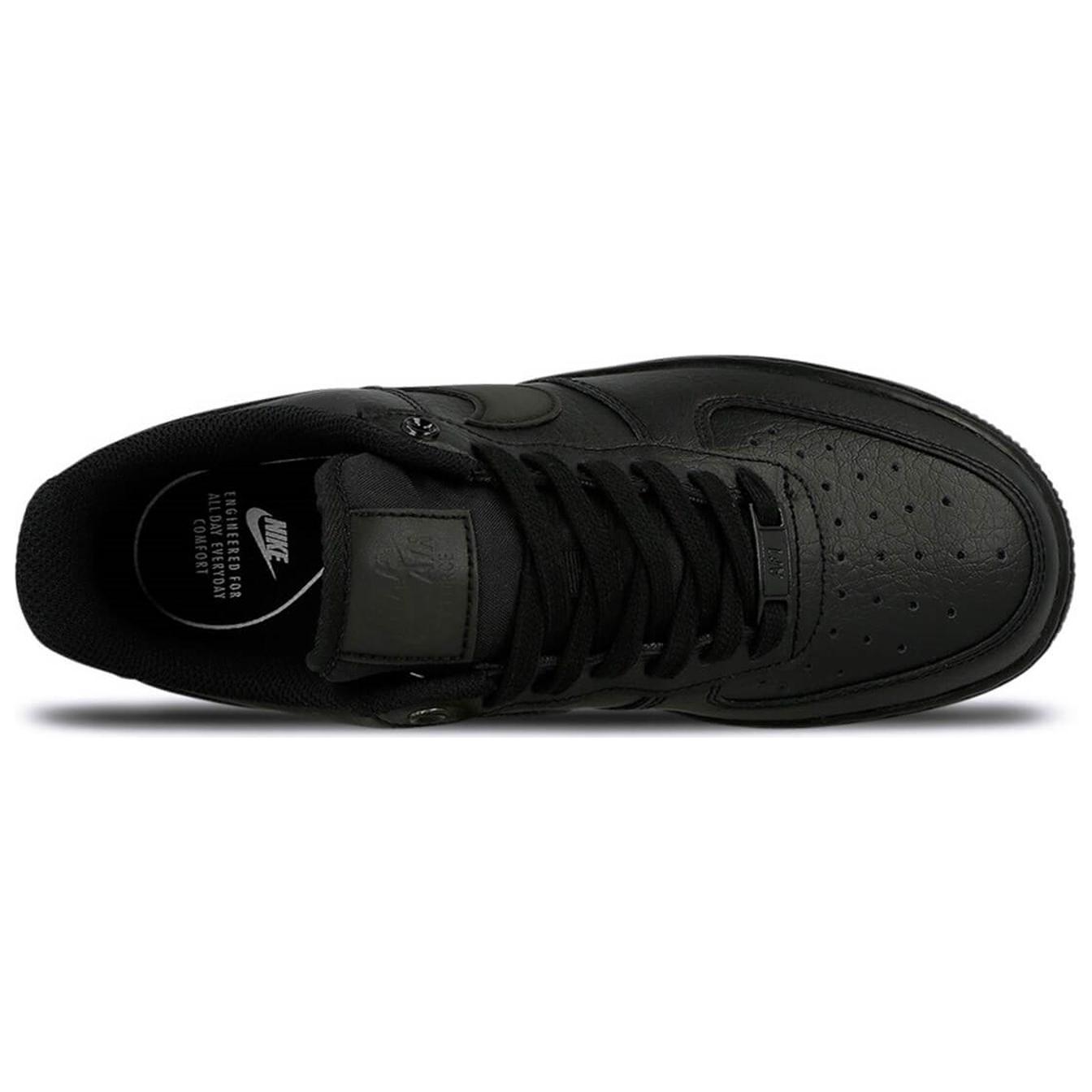 Shop (W) Nike Air Force 1 07 Essential Wanita AO2132-002