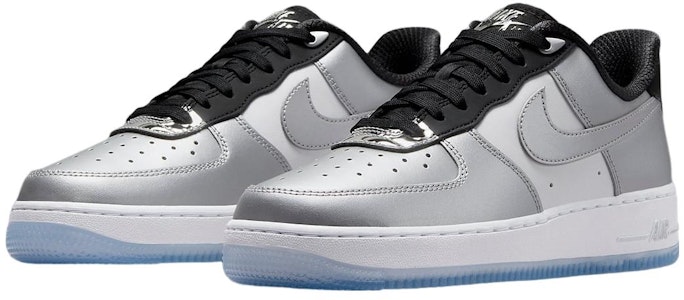 (W) 나이키 에어 포스 1 07 SE '크롬 팩 - 메탈릭 실버' DX6764-001 Lookbook (W) 나이키 에어 포스 1 07 SE '크롬 팩 - 메탈릭 실버' DX6764-001