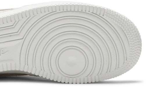 (女性)Nike 空軍 1 '07 '椰奶拼布' DD6618-100 Purchase (女性)Nike 空軍 1 '07 '椰奶拼布' DD6618-100