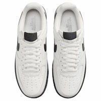 (W) Nike Air Force 1 '07 'Phantom Black' dalam warna Hitam Fiksyen HJ7180-030 Shop (W) Nike Air Force 1 '07 'Phantom Black' dalam warna Hitam Fiksyen HJ7180-030