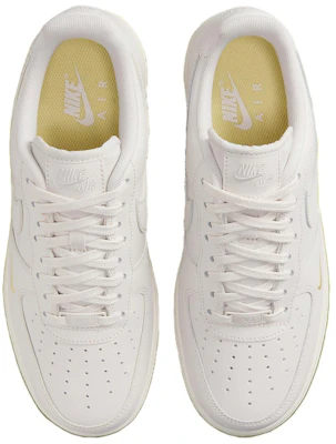 (W) 나이키 에어 포스 1 '07 '팬텀 소프트 옐로우' HJ3841-030 Shop (W) 나이키 에어 포스 1 '07 '팬텀 소프트 옐로우' HJ3841-030