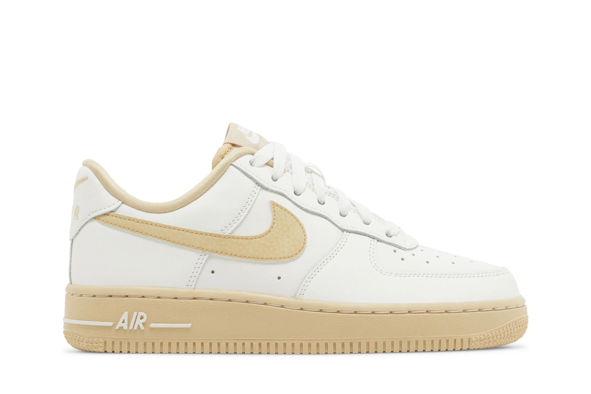(Women) Nike Air Force 1 '07 'Sail Sesame'