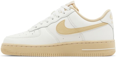 (W) Nike Air Force 1 '07 'Sail Sesame' Zapatillas Blancas y Sésamo FZ3597-133 Lookbook (W) Nike Air Force 1 '07 'Sail Sesame' Zapatillas Blancas y Sésamo FZ3597-133