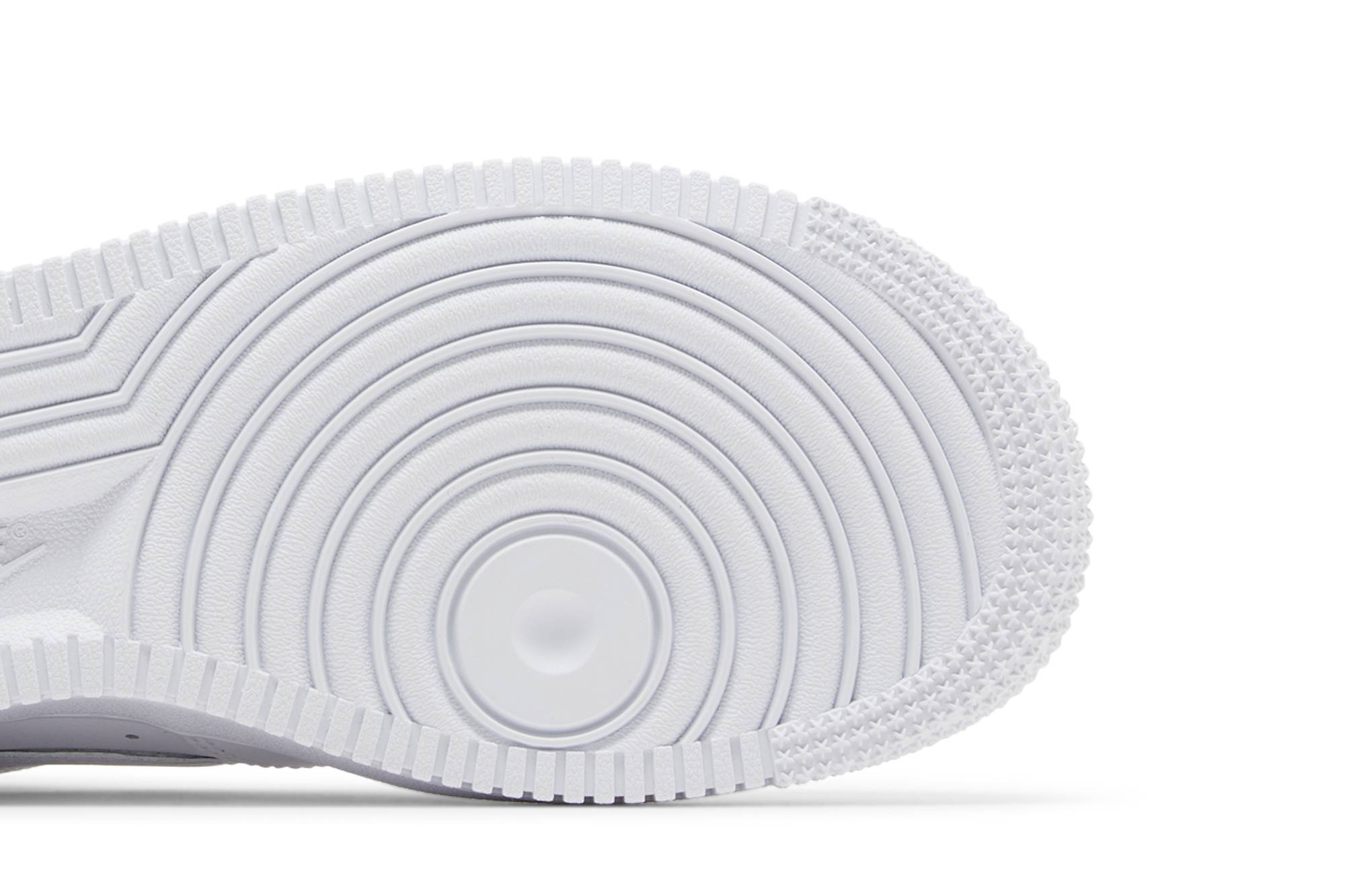 (W) Nike Air Force 1 ’07 ‘Studded Swoosh’ FQ8887-100