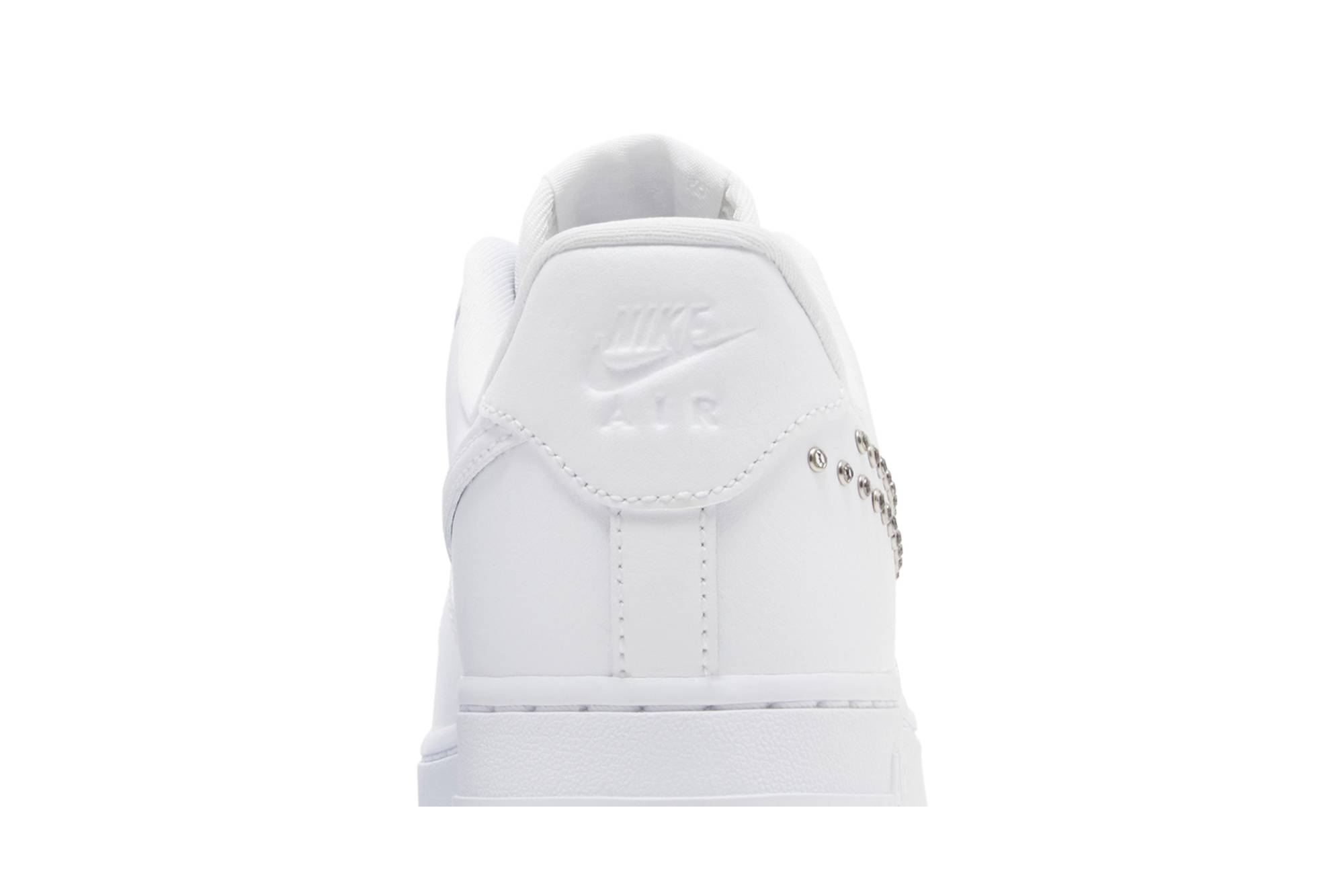 (W) Nike Air Force 1 ’07 ‘Studded Swoosh’ FQ8887-100