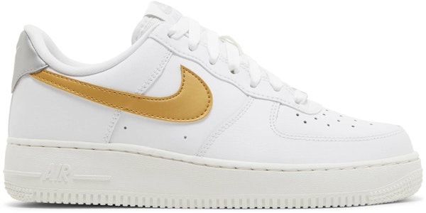 (W) Nike Air Force 1 '07 'Putih Emas Metalik' DD8959-106 Buy (W) Nike Air Force 1 '07 'Putih Emas Metalik' DD8959-106