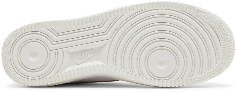 (W) Nike Air Force 1 '07 'Putih Emas Metalik' DD8959-106 Shop (W) Nike Air Force 1 '07 'Putih Emas Metalik' DD8959-106