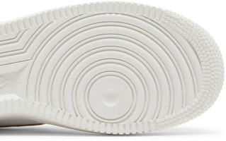 (W) Nike Air Force 1 '07 'Putih Emas Metalik' DD8959-106 Purchase (W) Nike Air Force 1 '07 'Putih Emas Metalik' DD8959-106