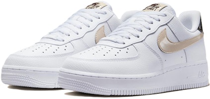 (W) Nike Air Force 1 '07 'Blanco Sanddrift Charol' FD9873-100 Lookbook (W) Nike Air Force 1 '07 'Blanco Sanddrift Charol' FD9873-100