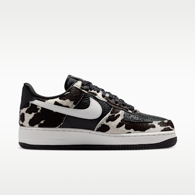 Lookbook (W) Nike Air Force 1 ''07 黑色/黑色/幻影 IO0442-001