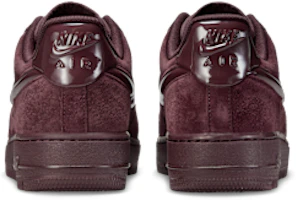 Sizing (W) Nike Air Force 1 ''07 Bordeaux/Noir/Bordeaux HV4406-600