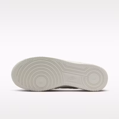 (W) Nike Air Force 1 ''07 Crème/Or Métallisé/Sail IV5197-200 Order (W) Nike Air Force 1 ''07 Crème/Or Métallisé/Sail IV5197-200