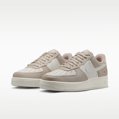 (W) Nike Air Force 1 ''07 Crème/Or Métallisé/Sail IV5197-200 Purchase (W) Nike Air Force 1 ''07 Crème/Or Métallisé/Sail IV5197-200