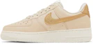 Lookbook (W) ナイキ エアフォース1 '07 エッセンシャル "サンドドリフトゴールド" DQ7569-102
