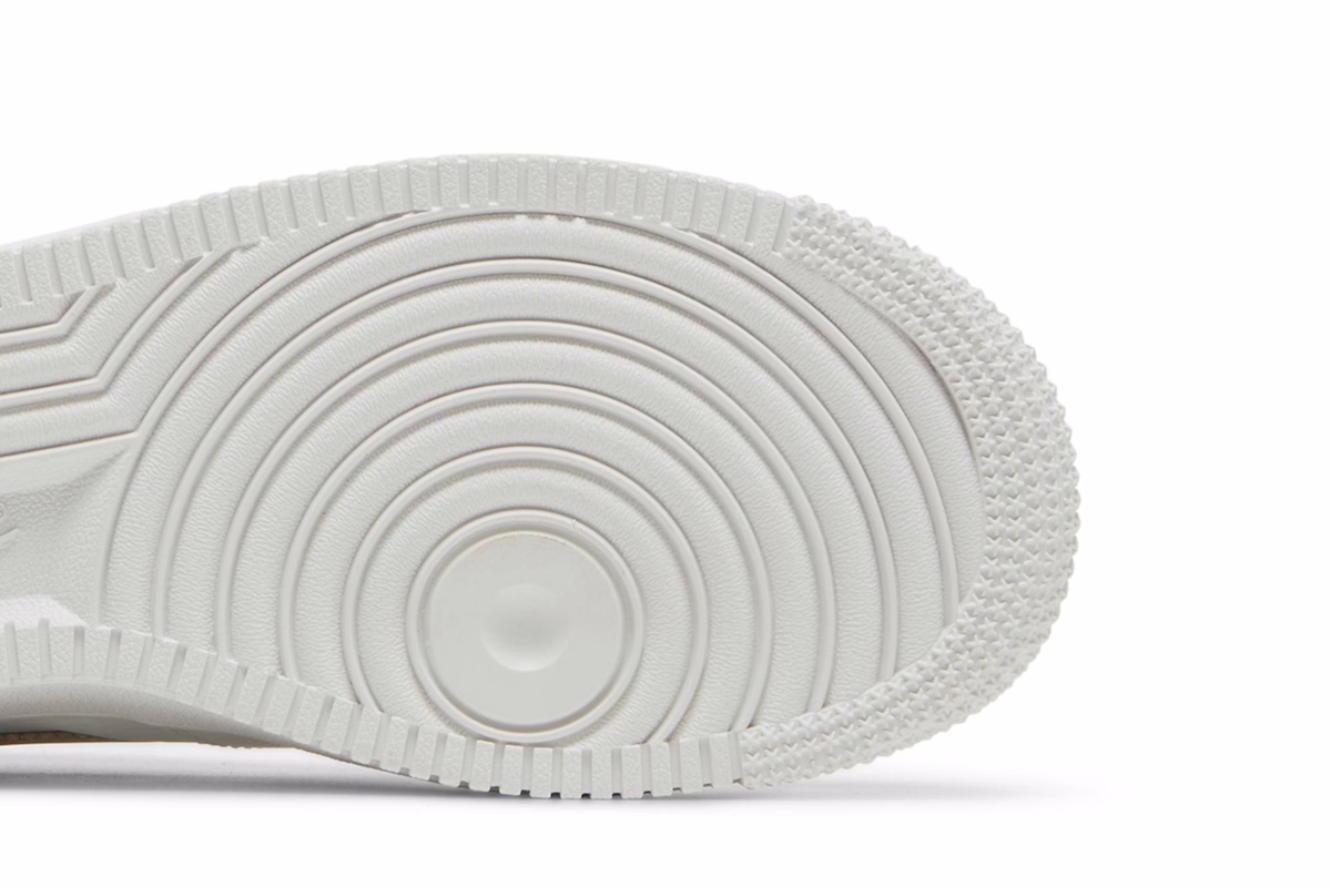 (Women) Nike Air Force 1 '07 Essential 'Summit White Dusty Sage' DH4407-101