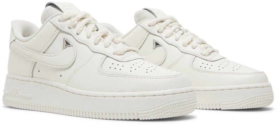 Nike air 2025 force lv8 women's