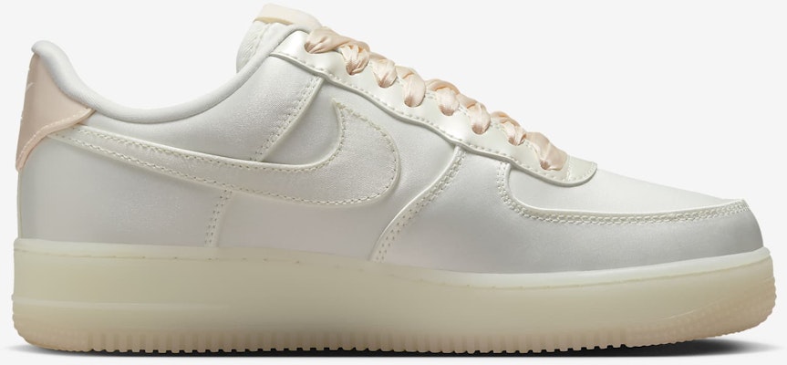 (W) Nike Air Force 1 '07 LV8 'Sale Bearley Oren' HQ3762-133 Lookbook (W) Nike Air Force 1 '07 LV8 'Sale Bearley Oren' HQ3762-133