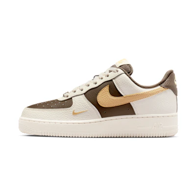 (W) Nike Air Force 1 ‘07 LV8 Sneakers Phantom/Iron Stone/Sesame