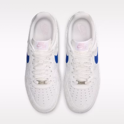 (W) Nike Air Force 1 ''07 LV8 白色/米白/淡紫色/復古皇家藍 IW1235-121 Shop (W) Nike Air Force 1 ''07 LV8 白色/米白/淡紫色/復古皇家藍 IW1235-121