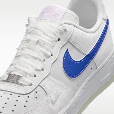 (W) Nike Air Force 1 ''07 LV8 白色/米白/淡紫色/復古皇家藍 IW1235-121 Sizing (W) Nike Air Force 1 ''07 LV8 白色/米白/淡紫色/復古皇家藍 IW1235-121
