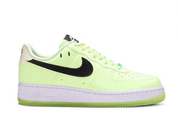 Nike air force one 2025 neon green