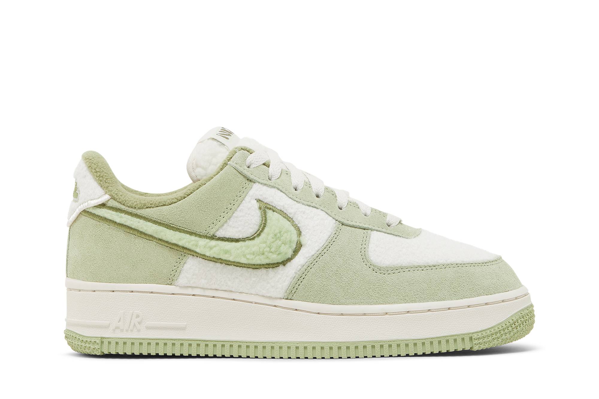 Buy (W) Nike Air Force 1 '07 LX 'Fleece - Honeydew' Pria/Wanita Sneakers Indonesia FB1872-030