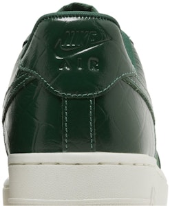(W) Nike Air Force 1 '07 LX 'Verde Gorge Croc' DZ2708-300 Sizing (W) Nike Air Force 1 '07 LX 'Verde Gorge Croc' DZ2708-300