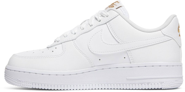 (W) Nike Air Force 1 '07 LX 'Lucky Charms' Wanita DD1525-100 Lookbook (W) Nike Air Force 1 '07 LX 'Lucky Charms' Wanita DD1525-100