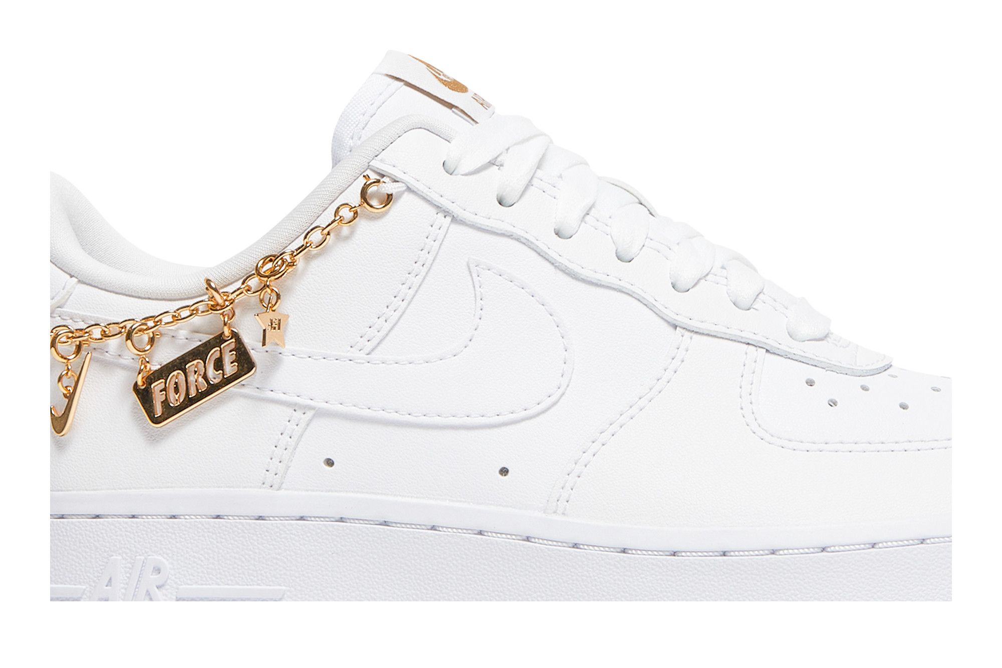 Shop (W) 나이키 에어 포스 1 '07 LX '럭키 참스' DD1525-100