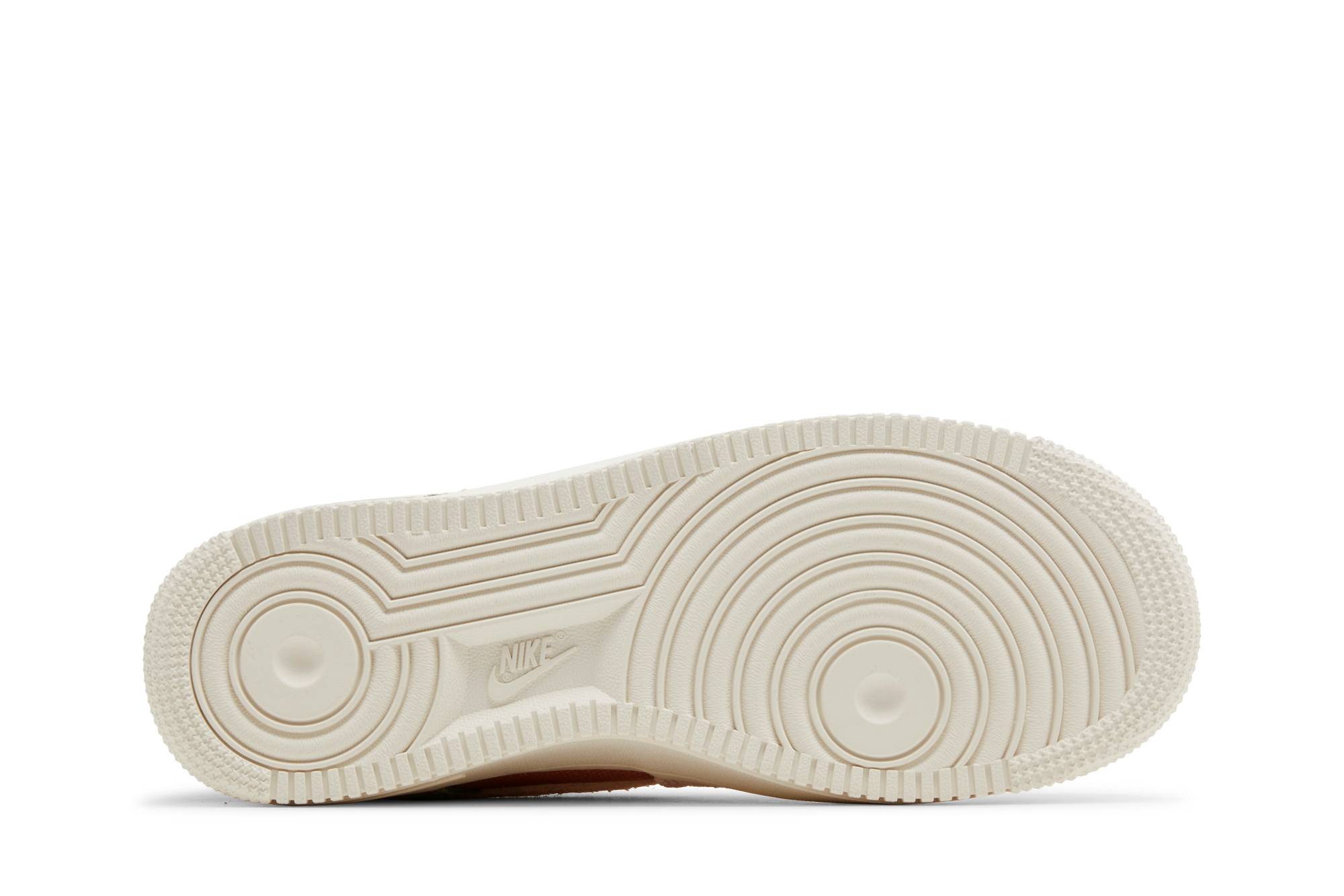 Shop (W) Nike Air Force 1 '07 LX 'Verde Aceite y Terra Blush' FZ3782-386