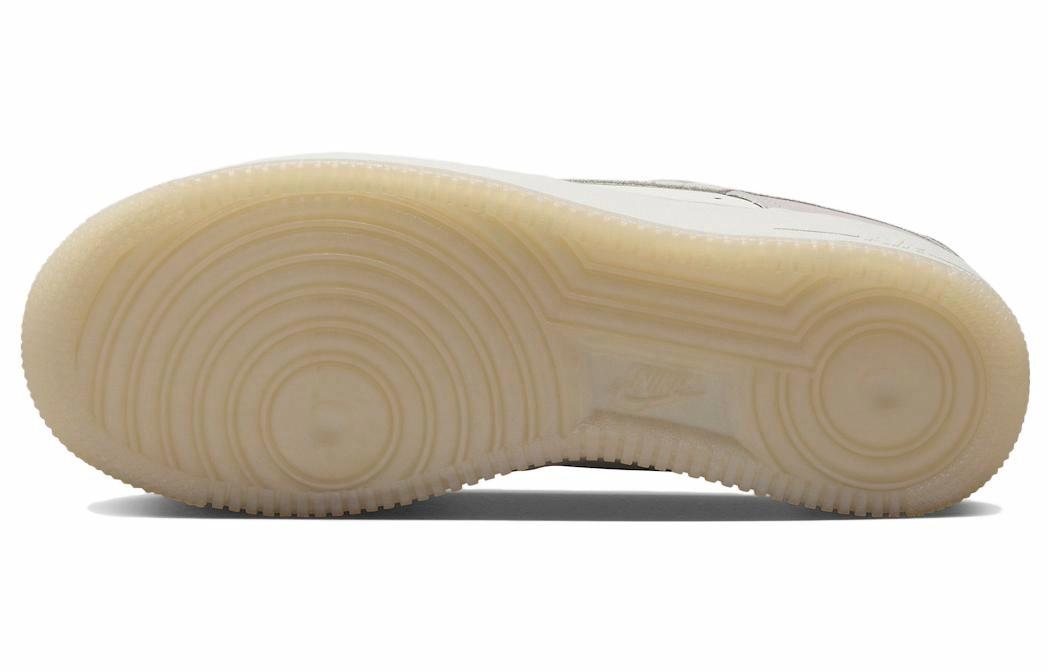 Details for (W) Nike Air Force 1 '07 LX 'Año del Dragón' FZ5066-111