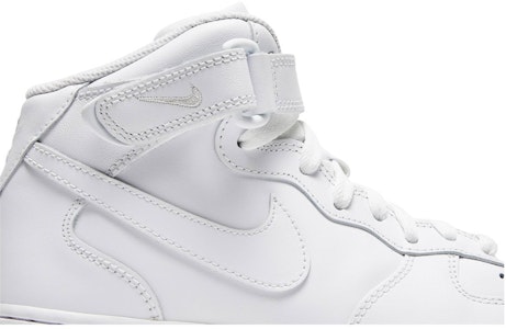 (W) 耐克空军一号07中帮全白 DD9625-100 Order (W) 耐克空军一号07中帮全白 DD9625-100